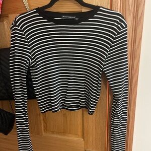 Brandy Melville Striped Long Sleeve Cropped T